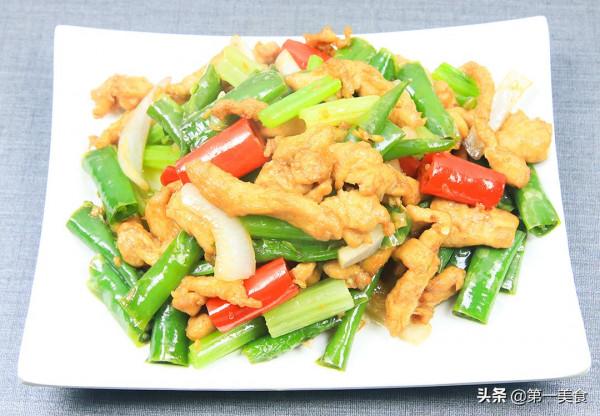 線椒雞柳很多人第一步就做錯了,雞柳醃製有技巧,鮮嫩可口又不柴 線椒雞柳很多人第一步就做錯了,雞柳醃製有技巧,鮮嫩可口又不柴
