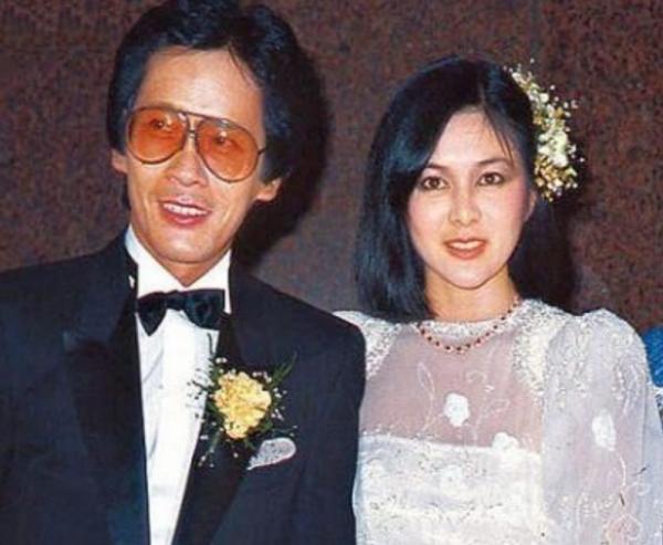 12位不生孩子的香港女星,有人幸福,有人後悔,有人悽慘離世 12位不生孩子的香港女星,有人幸福,有人後悔,有人悽慘離世