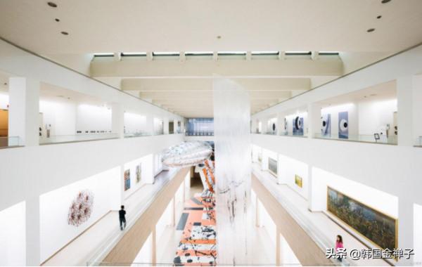 疫情之下,韓國報復性消費來襲,有11家公司奢侈品銷售額超過萬億 疫情之下,韓國報復性消費來襲,有11家公司奢侈品銷售額超過萬億