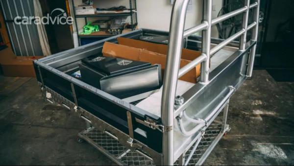 買一輛國六的豐田LC79回來改一下(第一章) 買一輛國六的豐田LC79回來改一下(第一章)