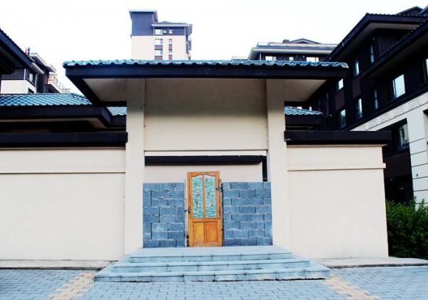 遼東山區一座深藏不露酷似日本建築風情的街巷小區 遼東山區一座深藏不露酷似日本建築風情的街巷小區