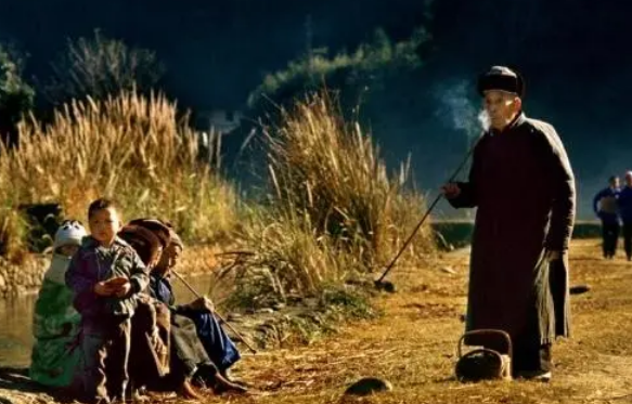 俗語:寧留女一秋,不留女中秋,留了會發生什麼?中秋將至要注意 俗語:寧留女一秋,不留女中秋,留了會發生什麼?中秋將至要注意