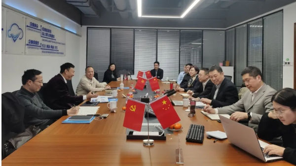 中國通訊企業協會、中國聯通領導一行蒞臨海利爾西部集團考察調研