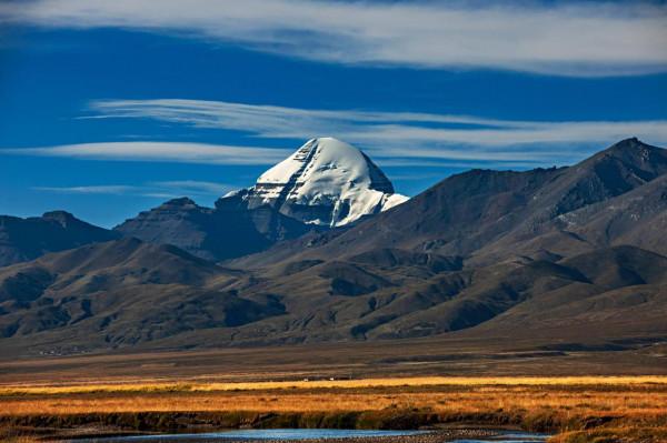神奇的大自然之絕美山峰！世界最美十大山峰