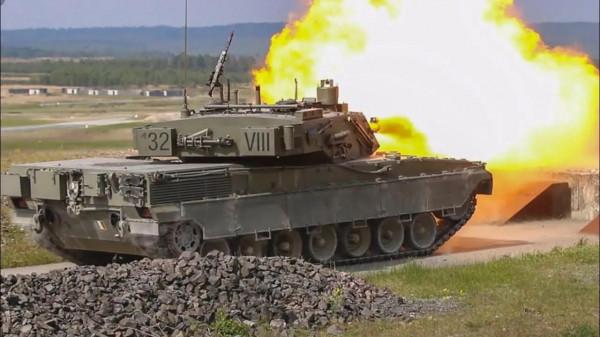 C1“公羊”坦克圖集（87圖）