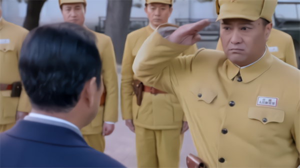 1955授銜，開國元帥們除向主席敬禮外，為何也向總理敬了禮？