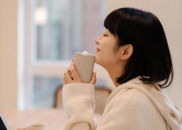 素樂暖手充電寶 溫暖看得見