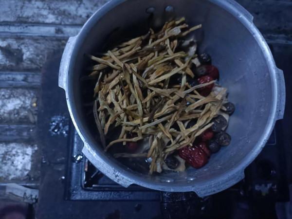 我們老家的雞是這樣做的,想看看你們家的做法 我們老家的雞是這樣做的,想看看你們家的做法