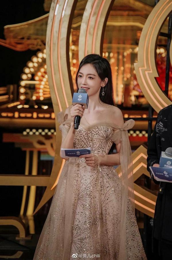 最美電競主持人靈兒