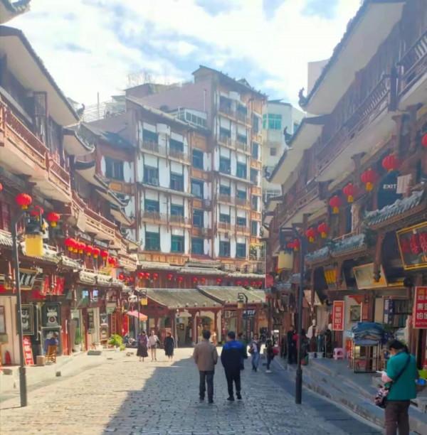 「原創詩詞」李遂生 | 才女回孃家 拙詩描繪她(絕律十六首)