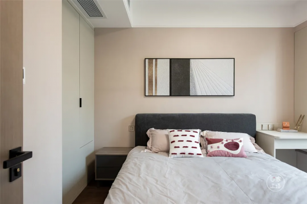 花13W僅做軟裝?以真皮+天鵝絨打造天湖灣149㎡三代同堂之家 花13W僅做軟裝?以真皮+天鵝絨打造天湖灣149㎡三代同堂之家