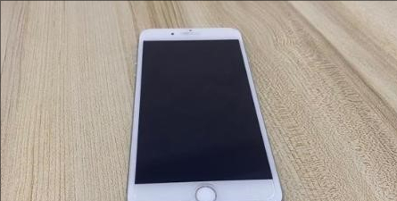 iOS15&period;3&period;1正式版來了，我的iPhone8P沒更新，有這兩個原因