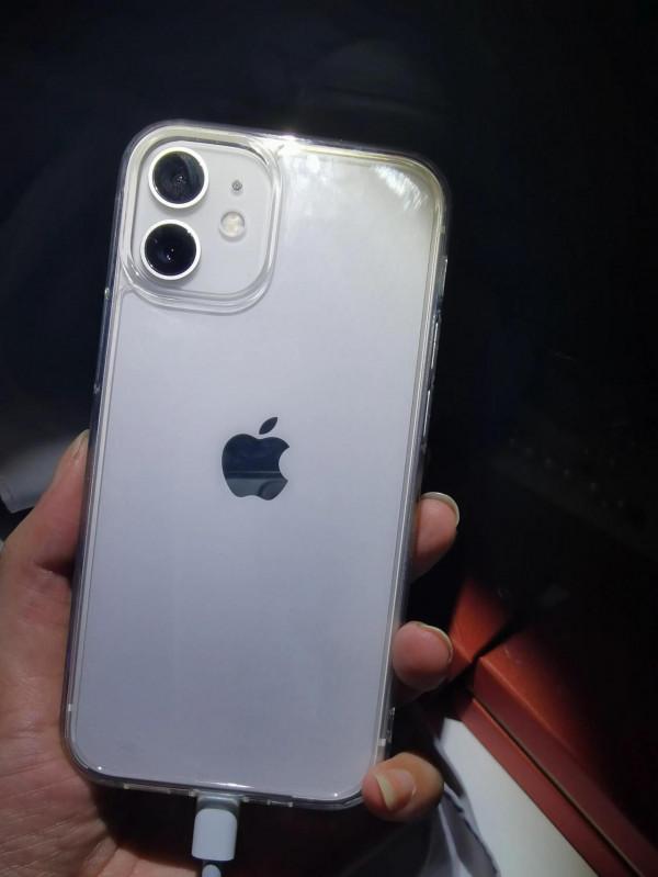 買了兩個蘋果12mini對比華為p40拍攝祖母綠