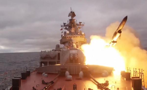 50艘戰艦120架飛機,俄羅斯核戰艦出海,對美國發出不妥協警告 50艘戰艦120架飛機,俄羅斯核戰艦出海,對美國發出不妥協警告