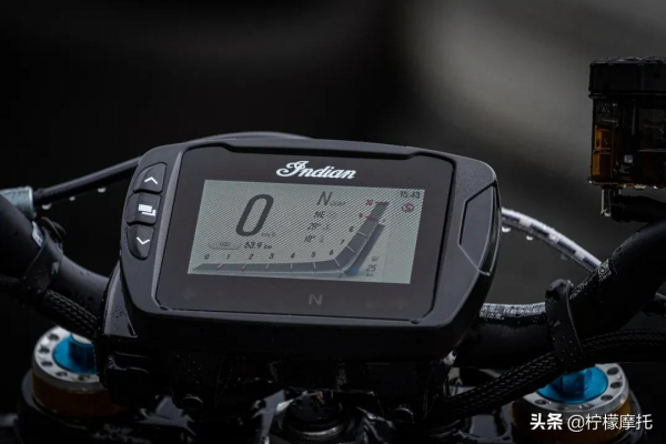 超百匹馬力，給油就能起飛！印第安新車試駕報告