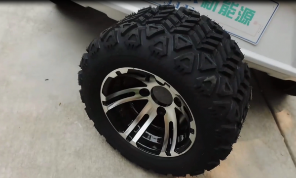 美國佬一萬買老頭樂，想證明中國車不值錢，試駕後卻迷上中國製造