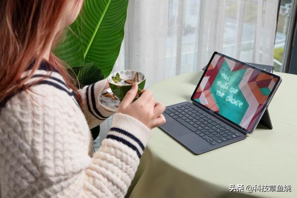 大學生平板電腦選購指南，學習娛樂兩不誤