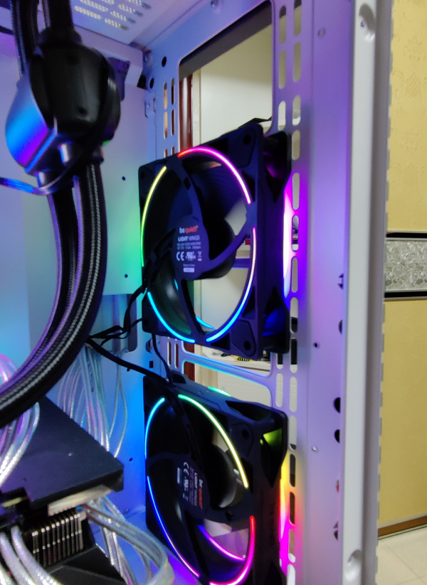 好硬體重在保養,簡單記錄一次機箱風道改造 好硬體重在保養,簡單記錄一次機箱風道改造