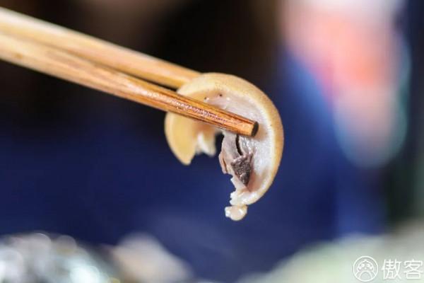 深藏老社群的火鍋店,不出名卻得和兵哥哥搶位置 深藏老社群的火鍋店,不出名卻得和兵哥哥搶位置