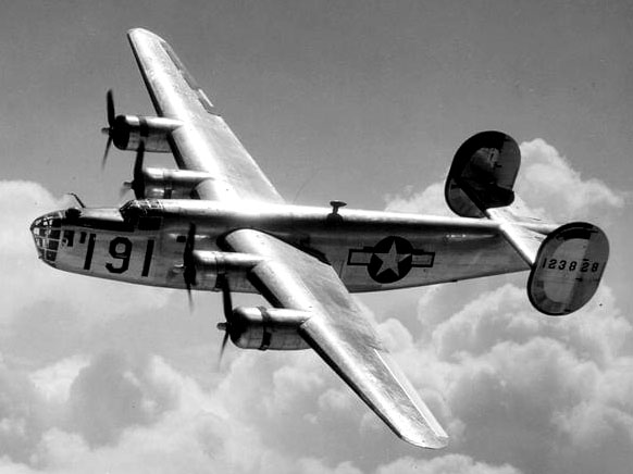 蔣介石正在舉辦頒獎晚會，一架國軍轟炸機來到上空，投下了炸彈