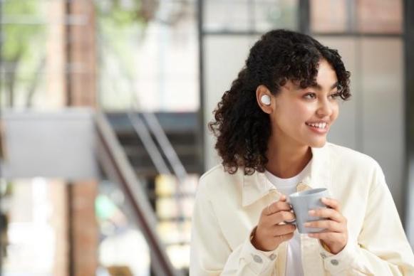 輕巧動聽,靚出年輕態度——索尼真無線藍芽耳機 WF-C500 活力登場 輕巧動聽,靚出年輕態度——索尼真無線藍芽耳機 WF-C500 活力登場