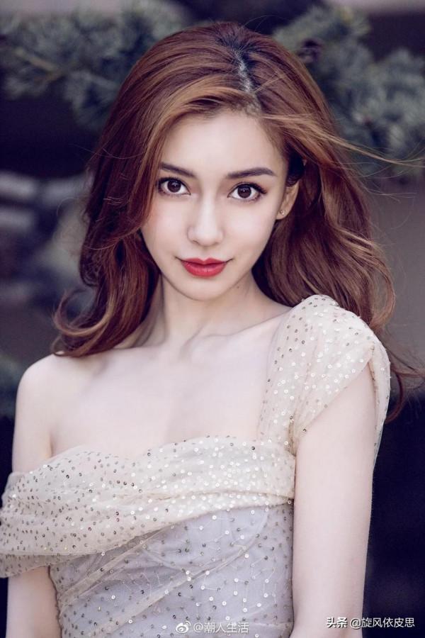 青春靚麗的楊穎Angela baby