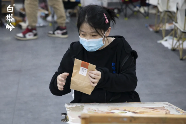 心有光華月自明 | 中秋佳節,白塔嶺的家人們節日快樂 心有光華月自明 | 中秋佳節,白塔嶺的家人們節日快樂