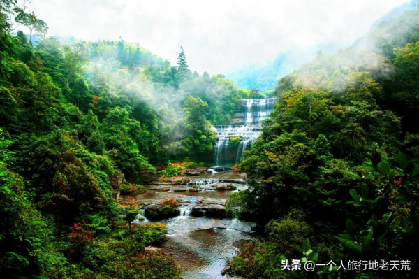 苦等5年終通高鐵！這座比成都還巴適的酒城，為了吃也要去一趟