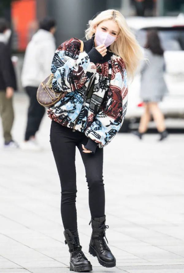 馬丁靴失寵了？今年冬天最流行的4雙靴子，百搭增高顯腿細