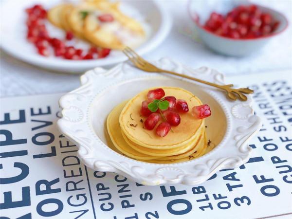 我家孩子最饞這早餐餅,不和麵不發麵,省時省力,鬆軟香甜營養好 我家孩子最饞這早餐餅,不和麵不發麵,省時省力,鬆軟香甜營養好