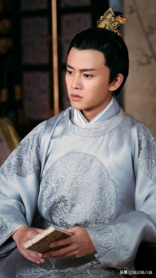 演什麼都一個樣的6位男星,黃景瑜上榜,靳東被指“男版鞠婧禕” 演什麼都一個樣的6位男星,黃景瑜上榜,靳東被指“男版鞠婧禕”