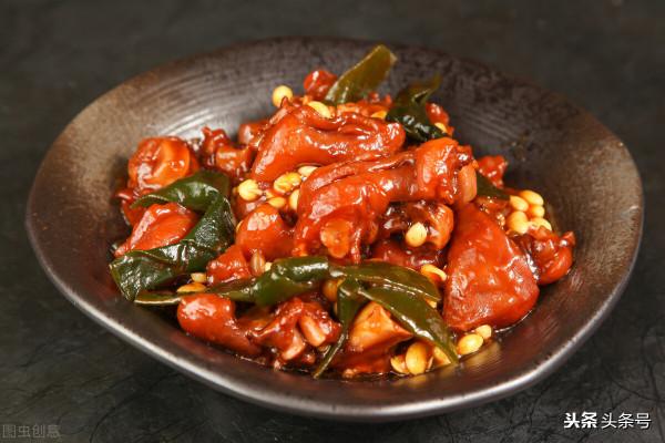 好些天都沒吃飯了,看誰都像豬蹄 好些天都沒吃飯了,看誰都像豬蹄