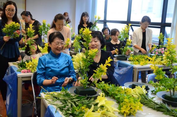 老了和知己建一個農場，過“同居式”養老生活