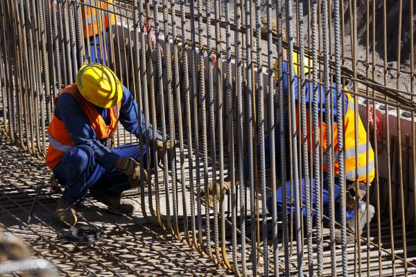 部分60歲以上的農民工限制進入工地打工，農民咋辦？很多人誤解了