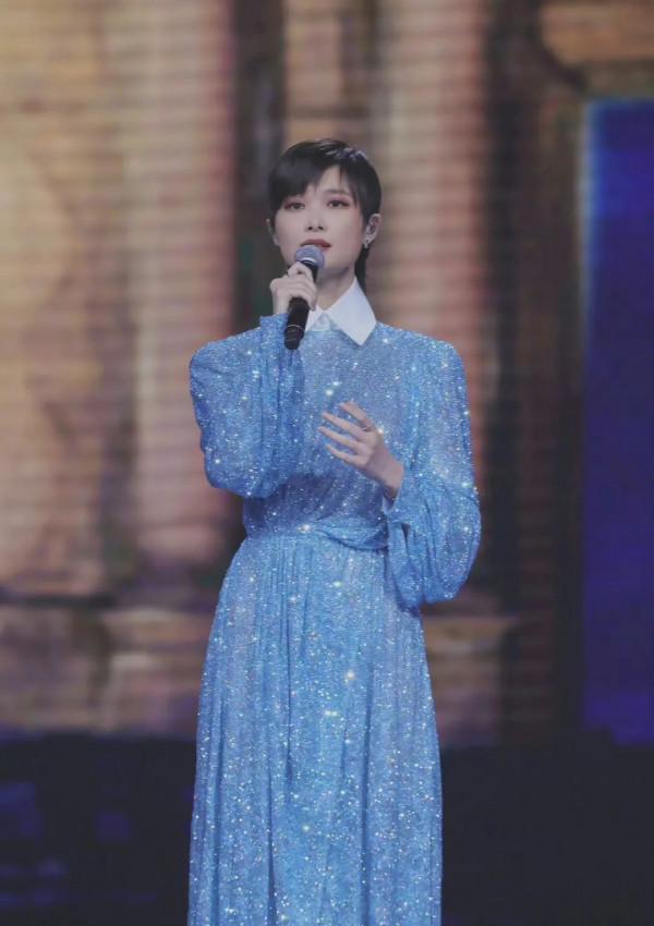 中秋晚會,女星雲集,真是看花了眼, 中秋晚會,女星雲集,真是看花了眼,