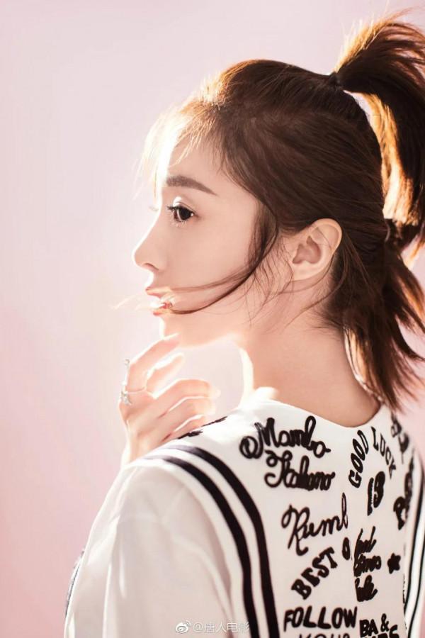 胡冰卿真的是穿什麼都好看