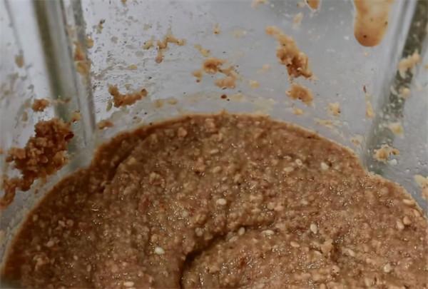 芝麻醬不用出去買，手把手教你在家做，醬香十足，做法超簡單