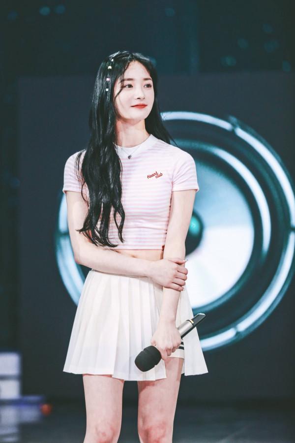 周潔瓊日常穿搭時髦甜美 網友們覺得她演技如何可評論關注轉發分享 周潔瓊日常穿搭時髦甜美 網友們覺得她演技如何可評論關注轉發分享