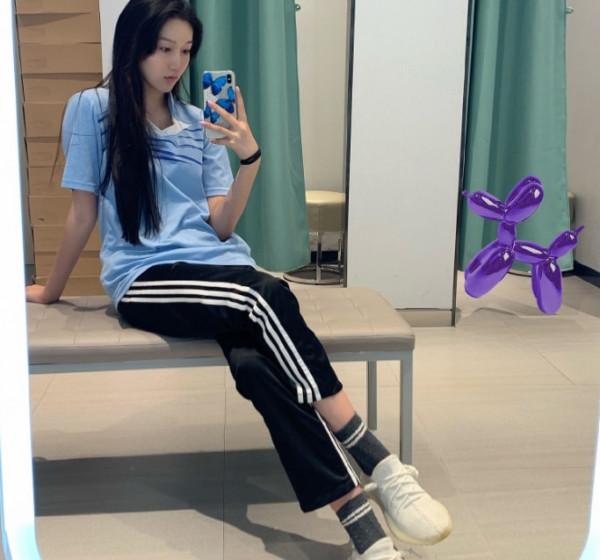 都美竹被曝已退學,開始做網紅帶貨,跟王思聰互關或有大動作 都美竹被曝已退學,開始做網紅帶貨,跟王思聰互關或有大動作