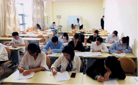 大學不會再“嚴進寬出”，教育部動了真格，“混日子”或無法畢業