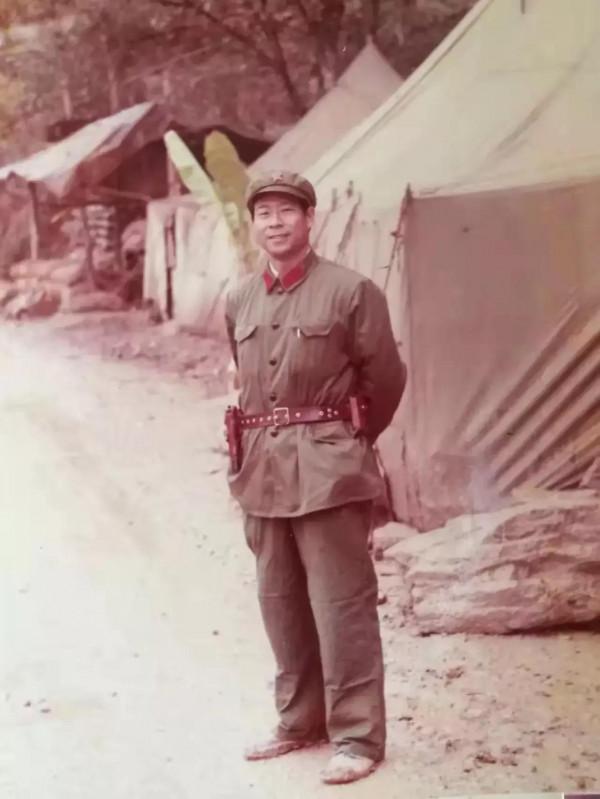 「戰場紀實」 我們就這樣走向戰場 「戰場紀實」 我們就這樣走向戰場