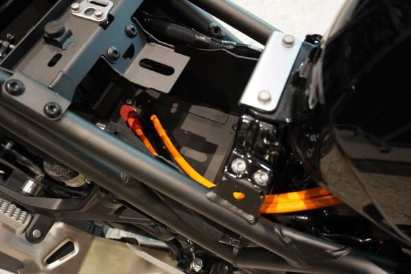 川崎油電混合摩托車正在研發中？