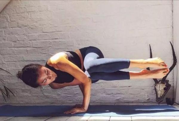 這些高難度瑜伽體式,你解鎖了幾個? 這些高難度瑜伽體式,你解鎖了幾個?