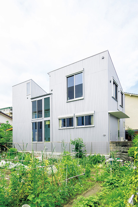 在家內外都能感受綠意的房子