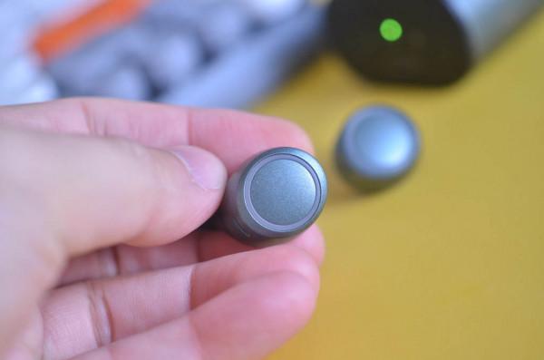 創新新款真無線,除了提升音質,新增了無線充電、主動降噪功能 創新新款真無線,除了提升音質,新增了無線充電、主動降噪功能