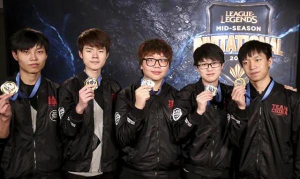 細數LCK和LPL這些年的“恩怨情仇”(一) 細數LCK和LPL這些年的“恩怨情仇”(一)