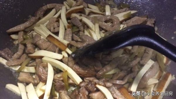 這菜我家孩子特別愛吃，爽口開胃，葷素搭配，不懂吃可惜了