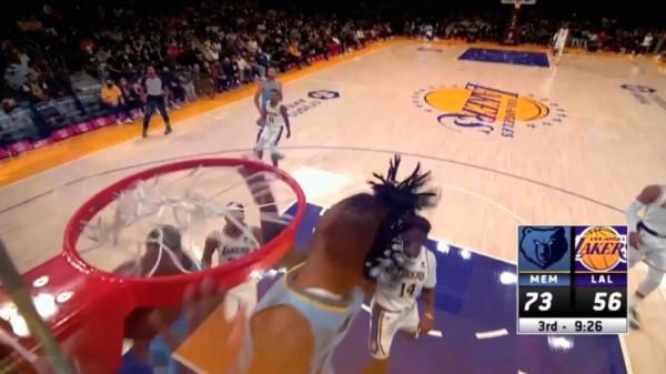 行走的高光！莫蘭特接貝恩傳球超筐雙手空接暴扣