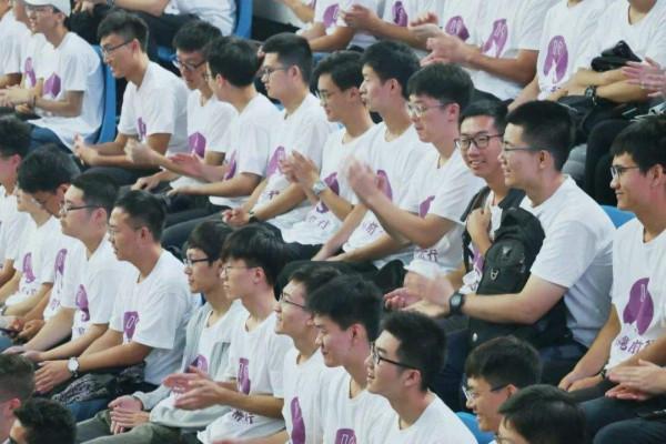 考上研究生才知道，來自“不同家境”的學生，差距不是一星半點