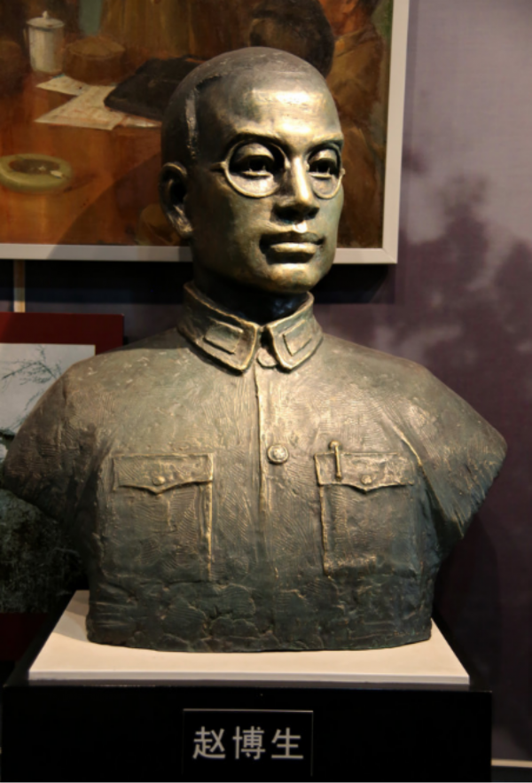 1931年，他因一封信入黨並領導寧都起義，成功後葉劍英曾寫詩讚頌